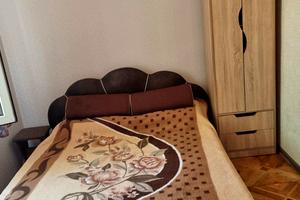 квартира за адресою Академіка Заболотного вул., 44