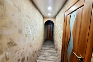 квартира за адресою Івана Франка просп., 10