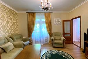 квартира за адресою Лунина, 8