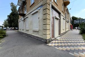 комерційна за адресою Остафія Дашковича вул., 45