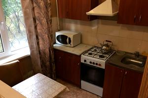 квартира за адресою Нескорених вул. (Героїв Праці), 4б
