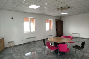 комерційна за адресою Чорновола вул., 29