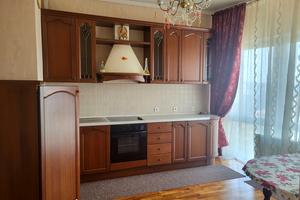 квартира за адресою Володимира Івасюка просп. (Героїв Сталінграду), 8-А