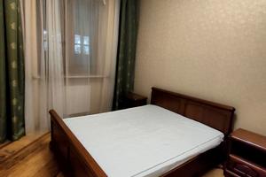 квартира за адресою Академіка Володимира Гнатюка вул. (), 1