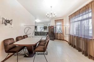 будинок за адресою Київ, Лугова вул., 32 А