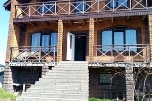 будинок за адресою Парникова вул.