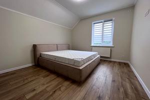 дом по адресу Владимира Момота ул., 38