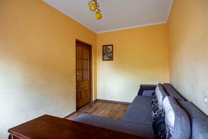 квартира за адресою Морозна вул., 37