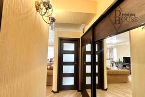 квартира за адресою Небесної Сотні, 3