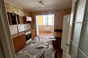 квартира по адресу Молодіжна ул., 2/3а