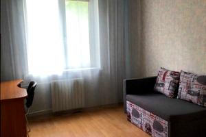 квартира за адресою Калинова вул., 83