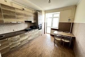 квартира за адресою Жасминова вул., 5б