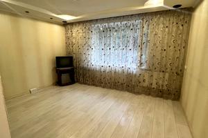 квартира за адресою Героїв Крут вул. (60 років СРСР), 9