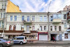 квартира за адресою Межигірська вул., 22