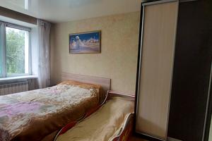квартира за адресою дружби, 6