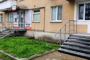 комерційна за адресою Київська вул., 73