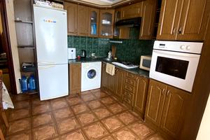 квартира за адресою Тролейбусна вул., 7