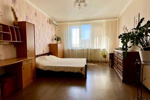 квартира за адресою Олени Пчілки вул., 2