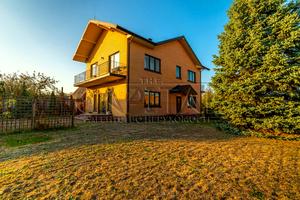 будинок за адресою с. Вишеньки, Бориспільський