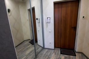 квартира за адресою Королеви Єлизавети ІІ вул. (Глинки), 2