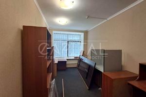 комерційна за адресою Лук'янівська вул., 1