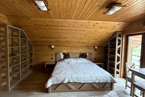 комерційна за адресою Київська вул., 5