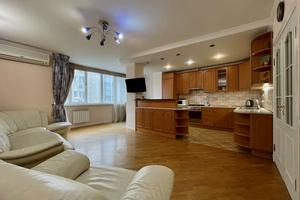 квартира за адресою Михайлівська вул., 2