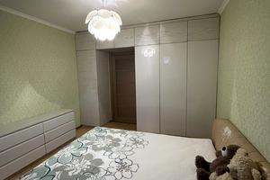 квартира по адресу Героев Днепра ул., 32-Б