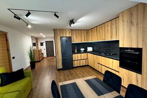 квартира по адресу Степана Бандеры ул., 77-Б