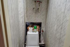 комерційна за адресою Металургів просп., 6