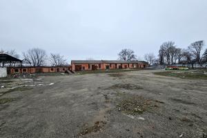 комерційна за адресою Соборна вул., 128