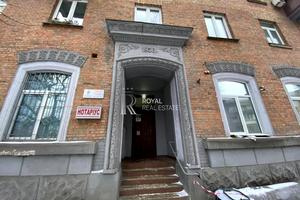 комерційна за адресою Кловський узвіз (Кловський), 18