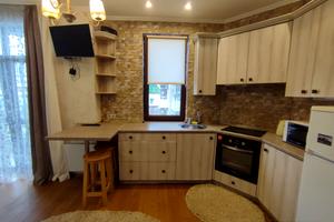 квартира за адресою Університетська вул., 25
