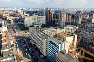 комерційна за адресою Лесі Українки бульв., 26