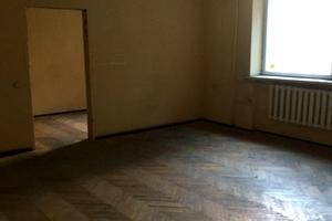 комерційна за адресою Молодіжна вул., 54