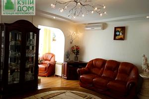 квартира по адресу Островського, 4