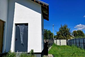 будинок за адресою Героїв України