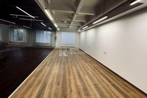 комерційна за адресою Ярославська вул., 56
