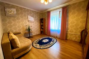квартира за адресою Лунина, 8