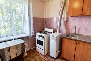 квартира за адресою Центральна, 3