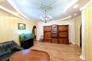 квартира за адресою Будівельників вул., 1