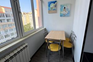 квартира за адресою Зоопаркова вул., 12