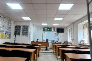 комерційна за адресою Івана Мазепи просп. (Петровського), 49
