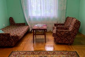 квартира по адресу жовтнева, 6