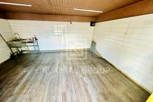 комерційна за адресою Авіаконструктора Антонова вул., 4а