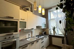 квартира за адресою Івана Богуна вул., 7