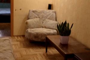 квартира за адресою Зодчих вул., 62