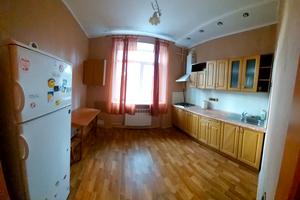 квартира за адресою Сергія Набоки пл., 3
