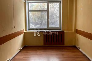 комерційна за адресою Дмитрівська вул., 18/24
