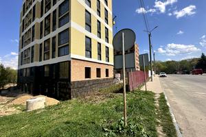 коммерческая по адресу Озёрная ул., 17